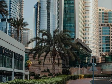 Dynamics of real estate prices in Dubai